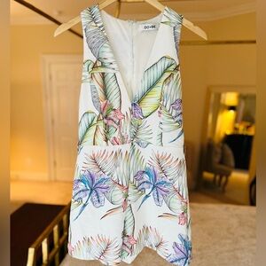 Tropical Print Romper Like New Do+Be Rompers & Jumpsuits White Floral Vacation